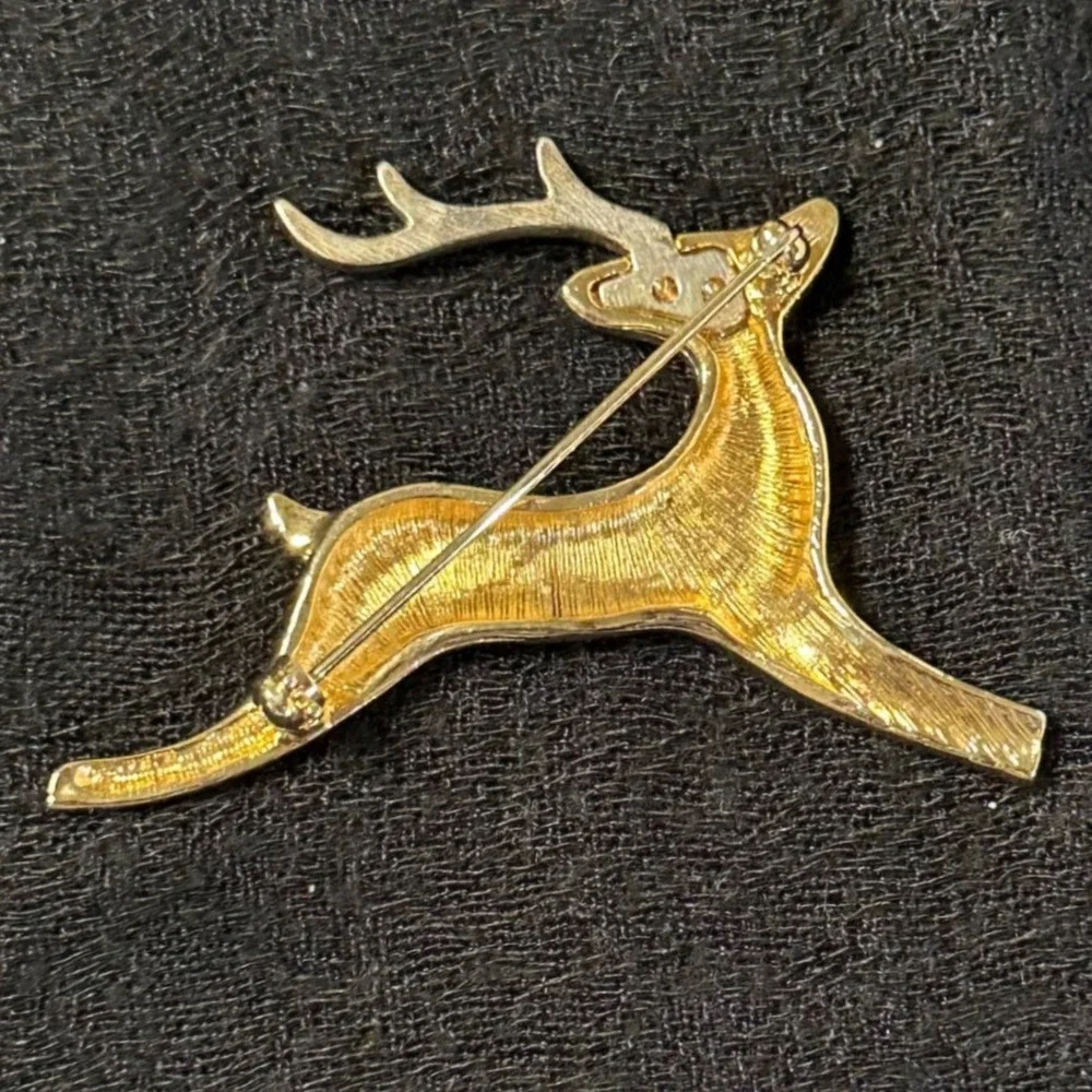 N/A vintage reindeer